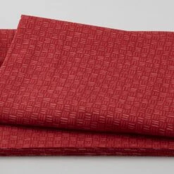 Breezeway Favorites - Basketweave Dark Red 2 Yd Cut