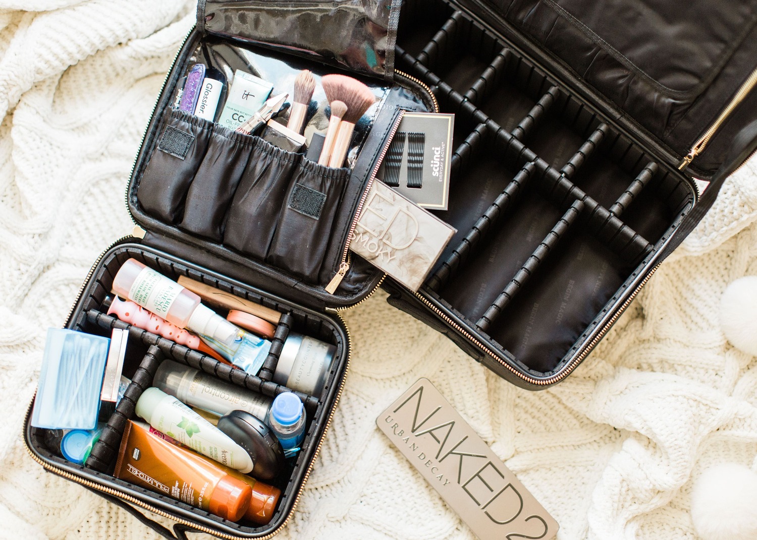 Clover Outlet Store -Clover Outlet Store The Amazon Makeup Organizer Travel Bag Everyone is Buying Plus a Comparison of the Sizes glitterinc.com 9174