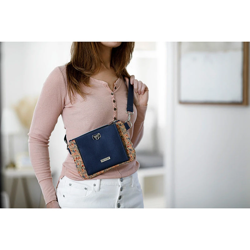 Traveler Bag Kit - Meadow Cork 1 Traveler Bag Kit - Meadow Cork