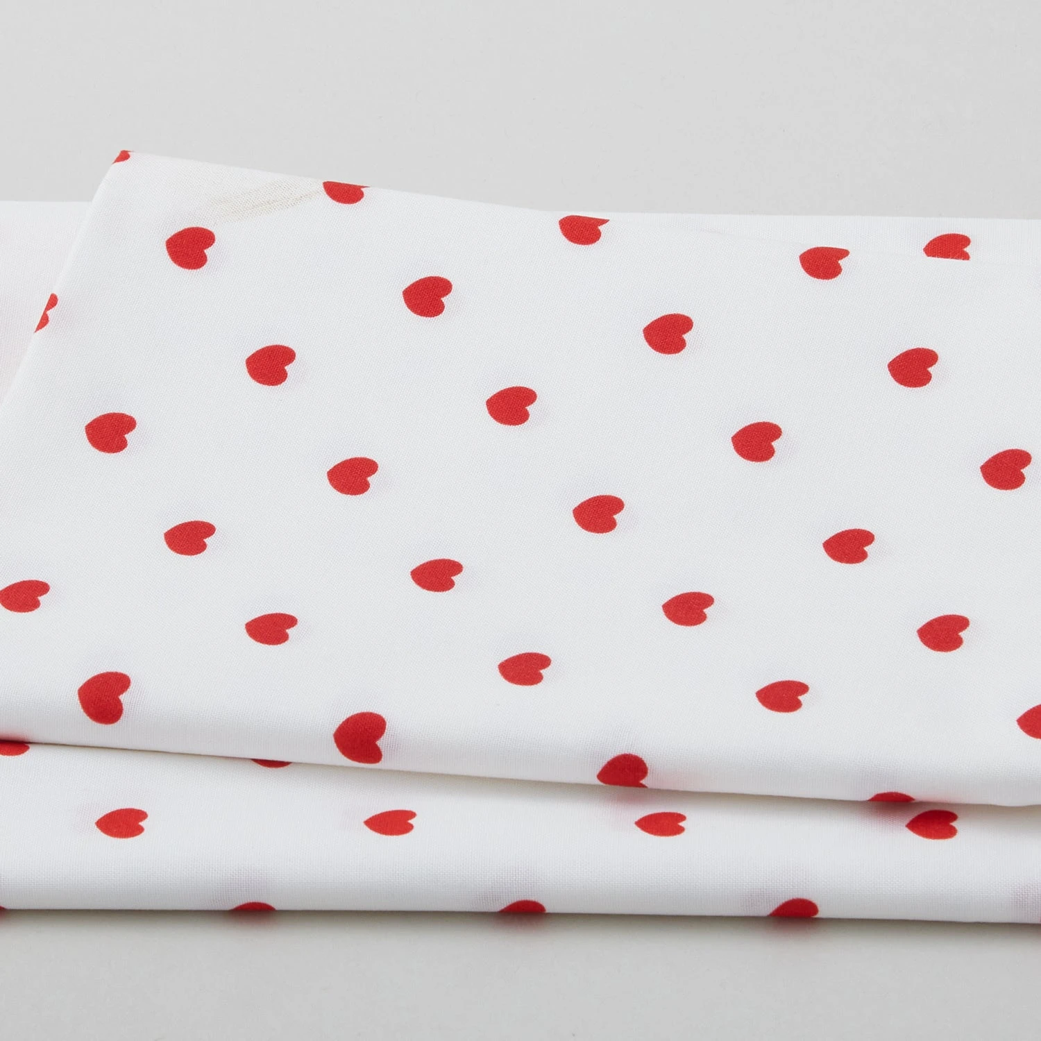 Hearts White 2 Yard Cut 1 Hearts White 2 Yard Cut