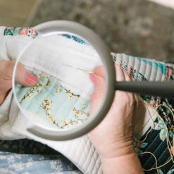 Daylight Magnificent Pro™ 3-in-1 Magnifying Lamp -Clover Outlet Store db66a744 69d5 3850 aa3a 5abd29950b3d